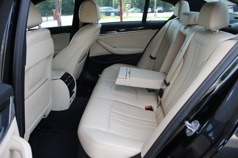 2018 BMW 530i xDrive - Photo 21 - Lexington, SC 29073