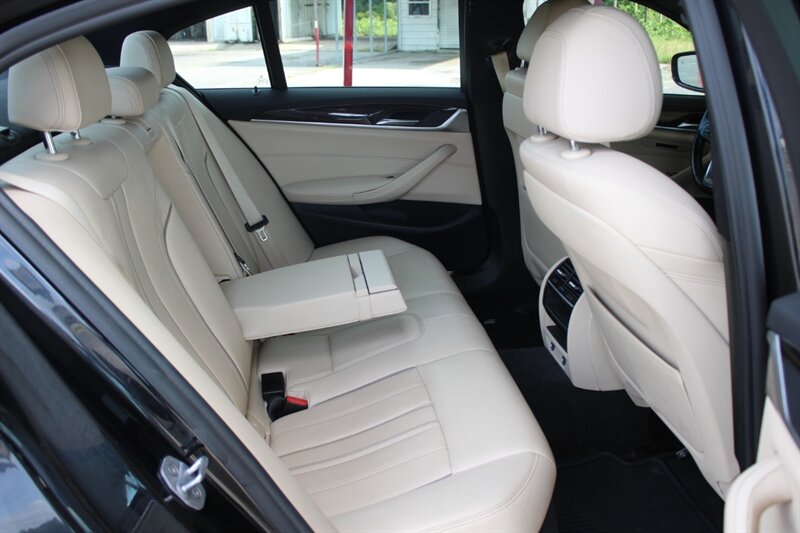 2018 BMW 530i xDrive - Photo 28 - Lexington, SC 29073