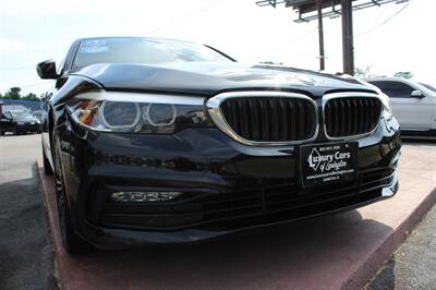 2018 BMW 530i xDrive - Photo 12 - Lexington, SC 29073