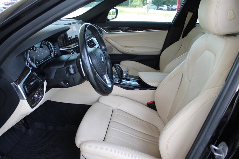2018 BMW 530i xDrive - Photo 20 - Lexington, SC 29073