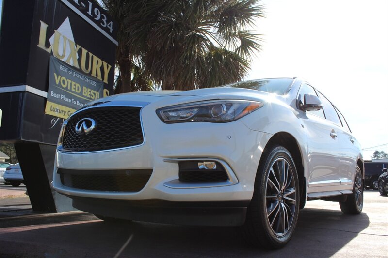 2016 INFINITI QX60 Base's photo