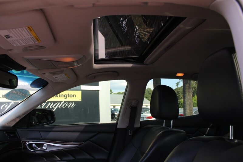 2016 INFINITI Q70 3.7 - Photo 30 - Lexington, SC 29073