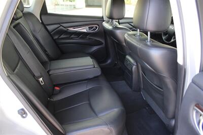 2016 INFINITI Q70 3.7 - Photo 23 - Lexington, SC 29073