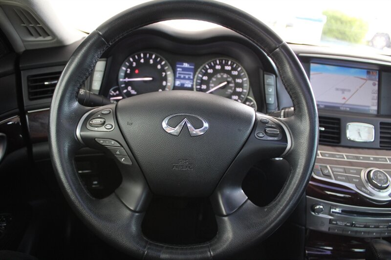 2016 INFINITI Q70 3.7 - Photo 35 - Lexington, SC 29073