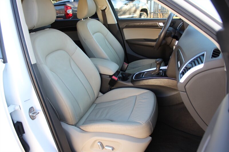 2017 Audi Q5 2.0T quattro Premium Plus - Photo 32 - Lexington, SC 29073