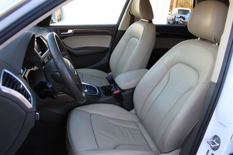 2017 Audi Q5 2.0T quattro Premium Plus - Photo 18 - Lexington, SC 29073