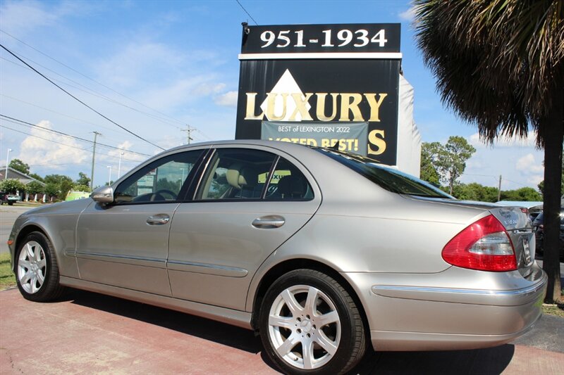 2007 Mercedes-Benz E 350 4MATIC - Photo 10 - Lexington, SC 29073