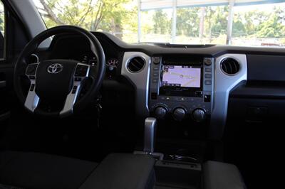2018 Toyota Tundra SR5  CrewMax - Photo 25 - Lexington, SC 29073