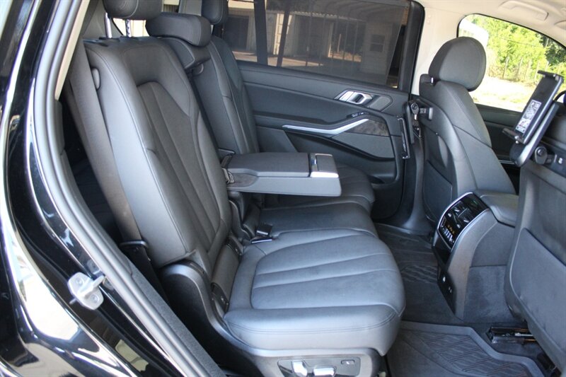 2021 BMW X7 xDrive40i - Photo 35 - Lexington, SC 29073