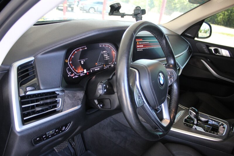 2021 BMW X7 xDrive40i - Photo 14 - Lexington, SC 29073