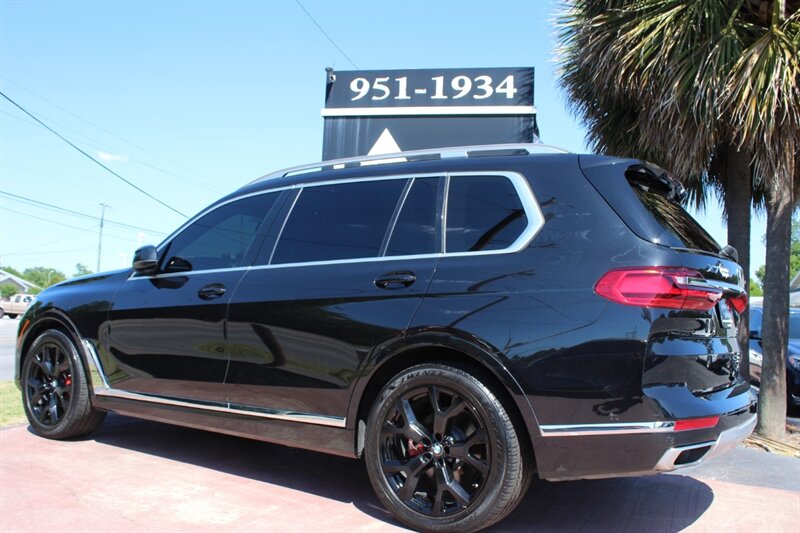 2021 BMW X7 xDrive40i - Photo 11 - Lexington, SC 29073