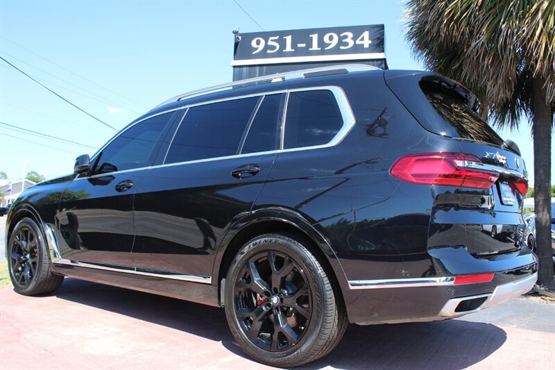 2021 BMW X7 xDrive40i - Photo 10 - Lexington, SC 29073