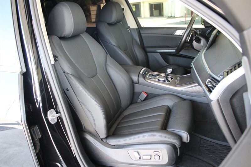 2021 BMW X7 xDrive40i - Photo 42 - Lexington, SC 29073