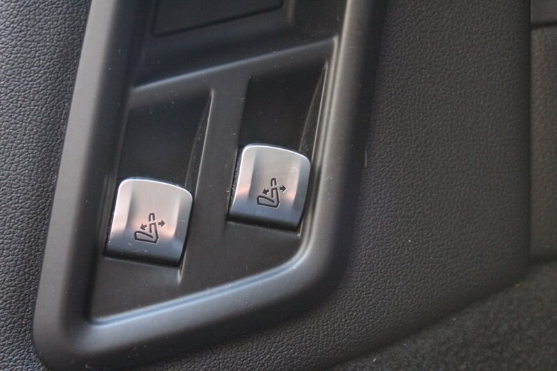 2021 BMW X7 xDrive40i - Photo 36 - Lexington, SC 29073