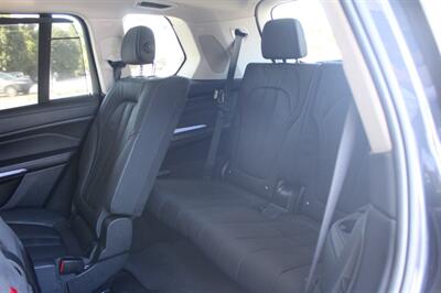 2020 BMW X7 xDrive40i   - Photo 31 - Lexington, SC 29073