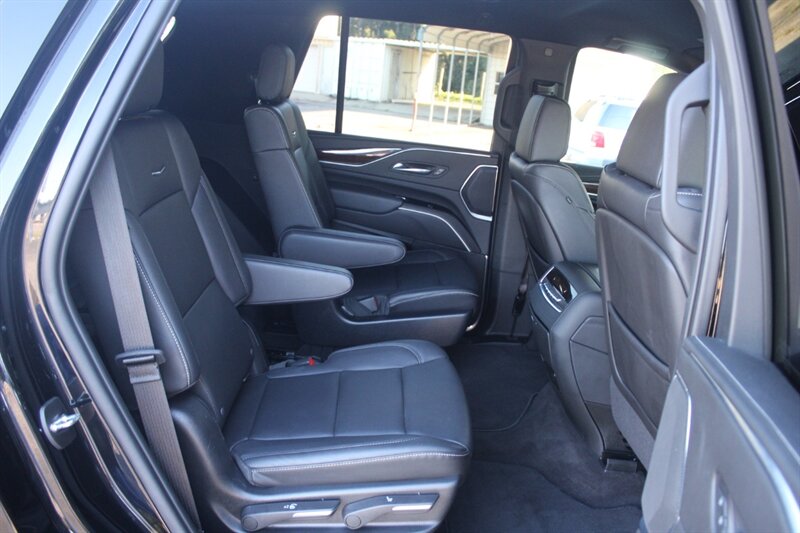2022 Cadillac Escalade Luxury - Photo 33 - Lexington, SC 29073