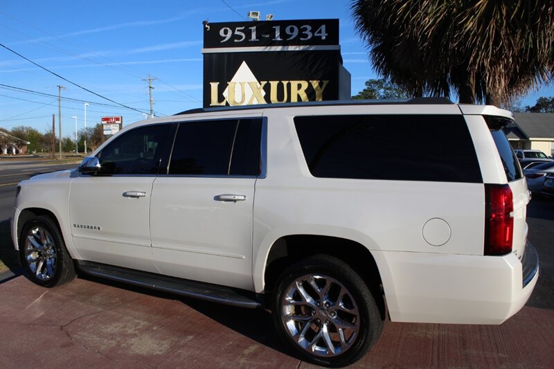2018 Chevrolet Suburban Premier - Photo 5 - Lexington, SC 29073