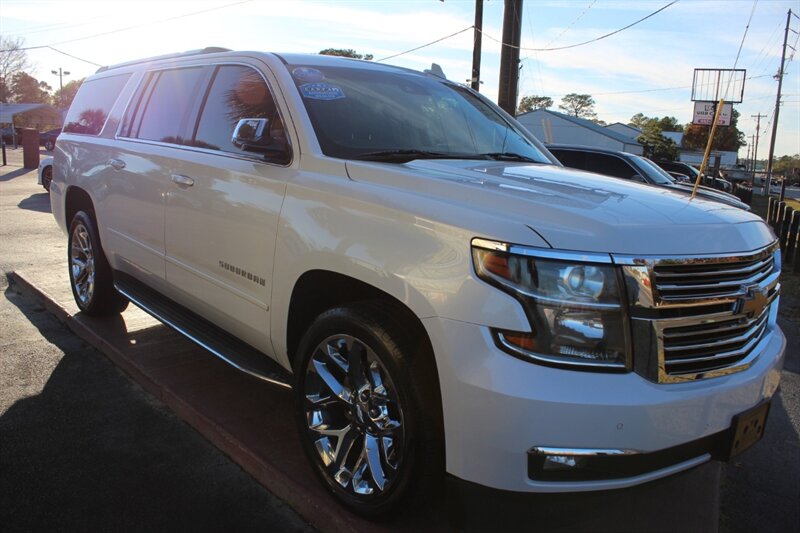 2018 Chevrolet Suburban Premier - Photo 11 - Lexington, SC 29073