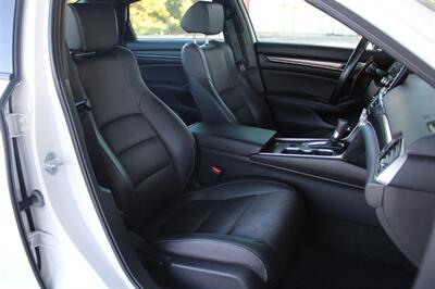 2021 Honda Accord Sport   - Photo 22 - Lexington, SC 29073