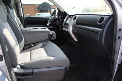 2018 Toyota Tundra SR5   - Photo 32 - Lexington, SC 29073