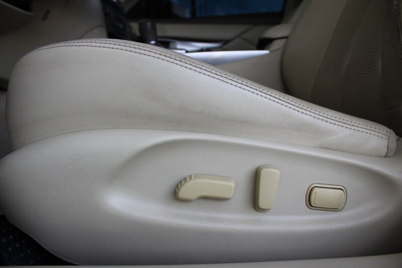 2016 INFINITI Q70L 3.7 - Photo 13 - Lexington, SC 29073