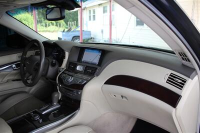 2016 INFINITI Q70L 3.7 - Photo 24 - Lexington, SC 29073