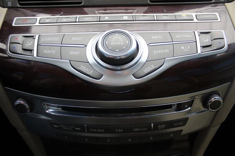 2016 INFINITI Q70L 3.7 - Photo 31 - Lexington, SC 29073