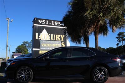 2021 Toyota Camry SE   - Photo 4 - Lexington, SC 29073