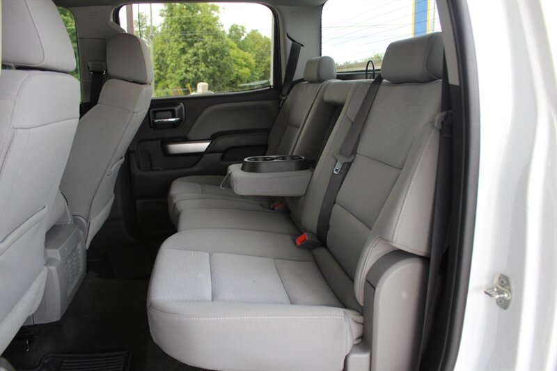 2018 Chevrolet Silverado 1500 LT - Photo 17 - Lexington, SC 29073