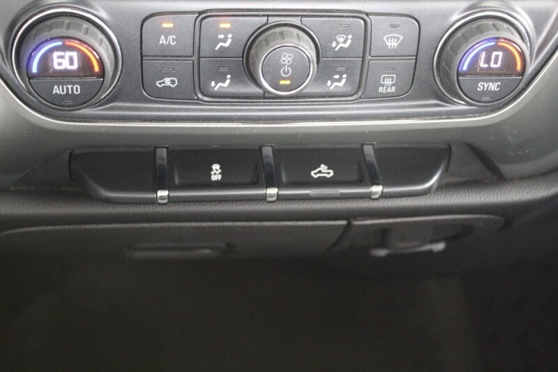 2018 Chevrolet Silverado 1500 LT - Photo 32 - Lexington, SC 29073
