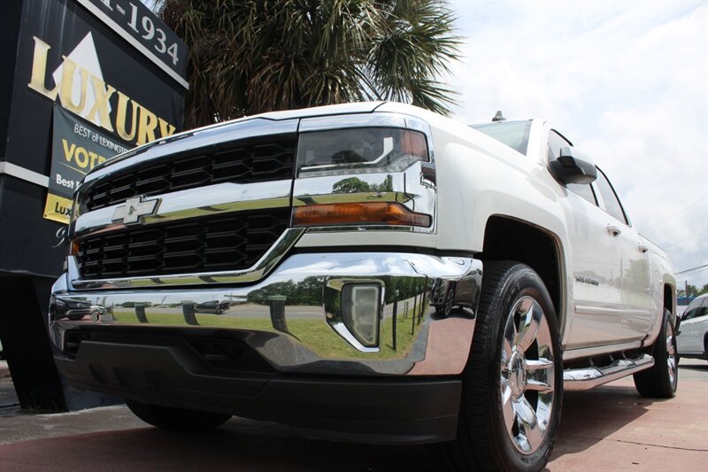 2018 Chevrolet Silverado 1500 LT 4X4 Crew Cab Short Box's photo