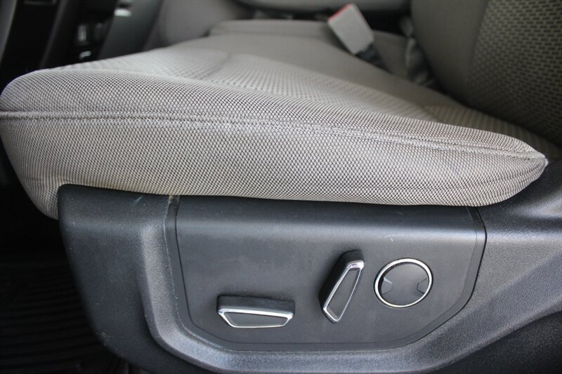 2018 Ford F-150 XLT - Photo 13 - Lexington, SC 29073