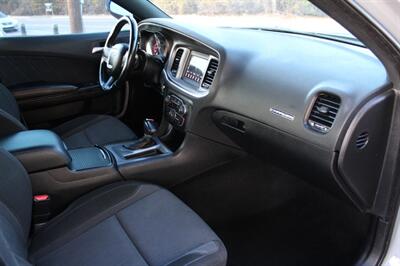 2020 Dodge Charger SXT   - Photo 27 - Lexington, SC 29073