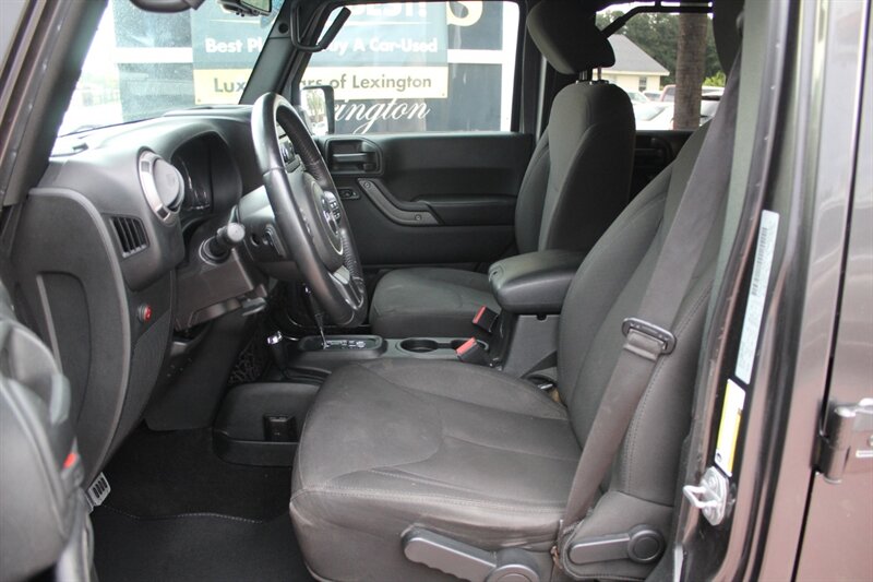 2017 Jeep Wrangler Unlimited Sport - Photo 14 - Lexington, SC 29073