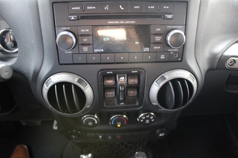 2017 Jeep Wrangler Unlimited Sport - Photo 21 - Lexington, SC 29073