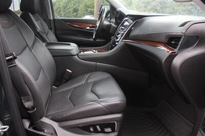 2019 Cadillac Escalade Luxury   - Photo 28 - Lexington, SC 29073