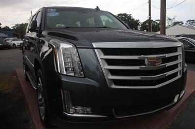 2019 Cadillac Escalade Luxury   - Photo 4 - Lexington, SC 29073
