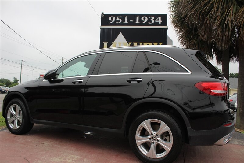 2017 Mercedes-Benz GLC GLC 300 - Photo 16 - Lexington, SC 29073