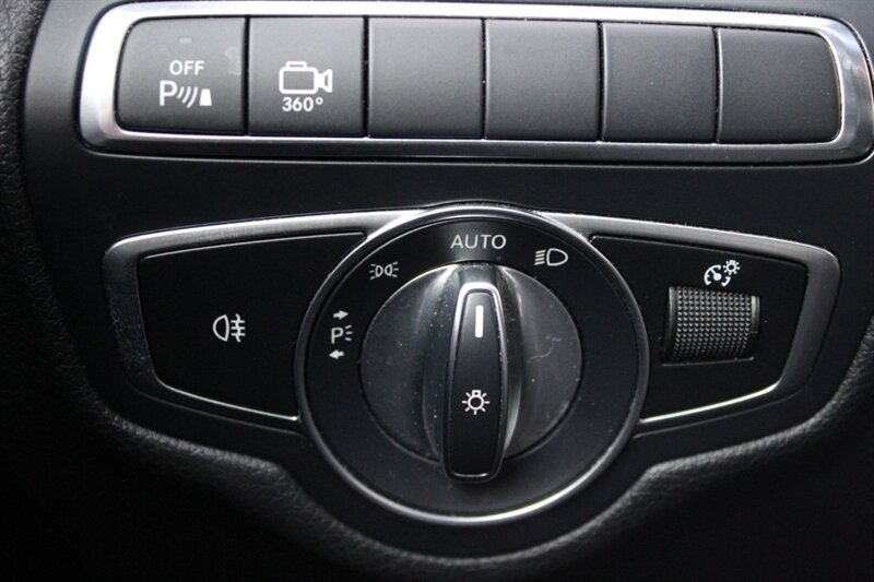 2017 Mercedes-Benz GLC GLC 300 - Photo 37 - Lexington, SC 29073