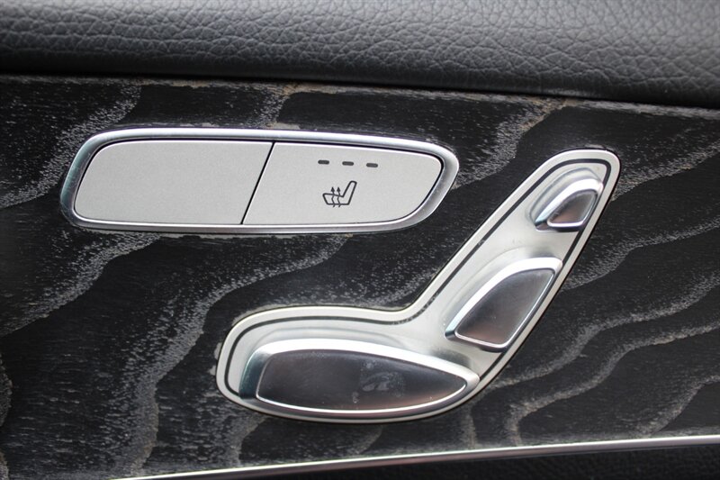 2017 Mercedes-Benz GLC GLC 300 - Photo 35 - Lexington, SC 29073