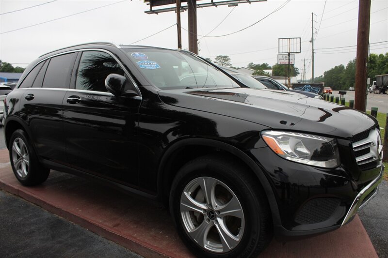 2017 Mercedes-Benz GLC GLC 300 - Photo 8 - Lexington, SC 29073