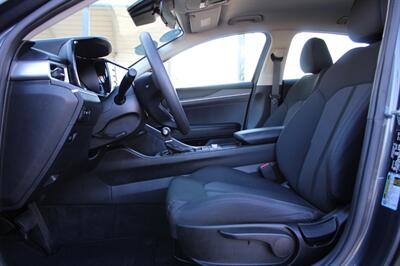 2021 Kia K5 LXS   - Photo 13 - Lexington, SC 29073