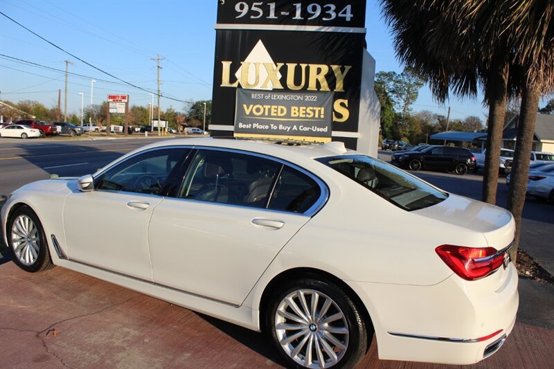 2016 BMW 740i - Photo 13 - Lexington, SC 29073