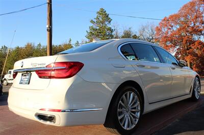 2016 BMW 740i - Photo 11 - Lexington, SC 29073