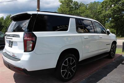 2022 Chevrolet Suburban RST   - Photo 12 - Lexington, SC 29073