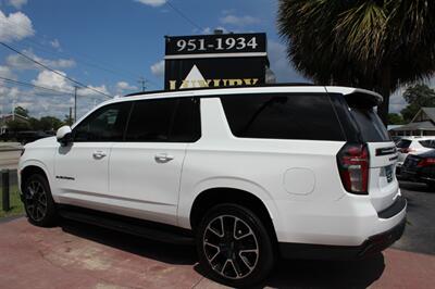 2022 Chevrolet Suburban RST   - Photo 8 - Lexington, SC 29073