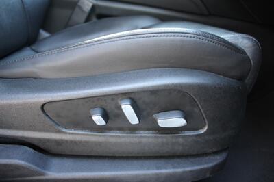 2017 Cadillac XT5 Luxury   - Photo 43 - Lexington, SC 29073