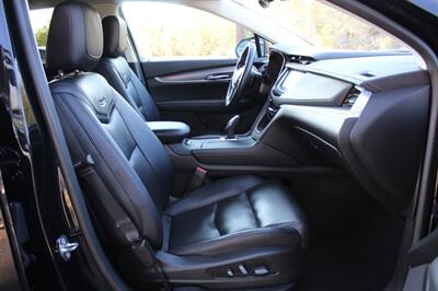 2017 Cadillac XT5 Luxury   - Photo 45 - Lexington, SC 29073