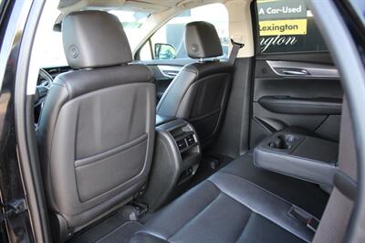 2017 Cadillac XT5 Luxury   - Photo 34 - Lexington, SC 29073