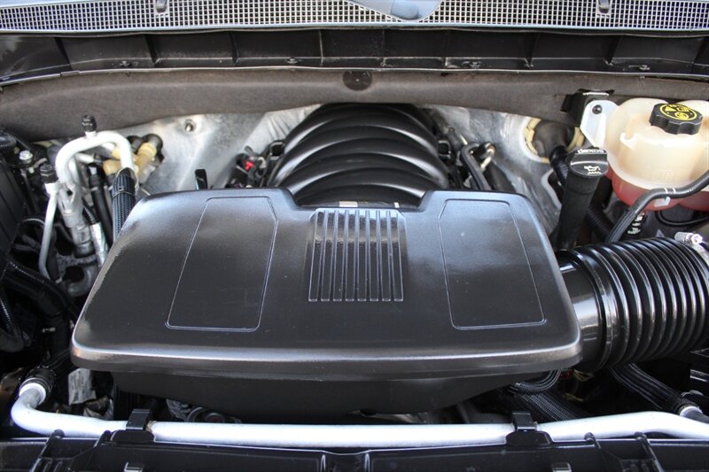 2021 Chevrolet Suburban LT - Photo 52 - Lexington, SC 29073